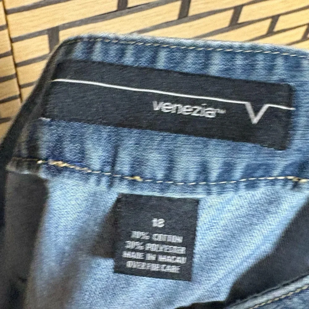 Venezia Denim Ruffle‎ Skirt Size 18